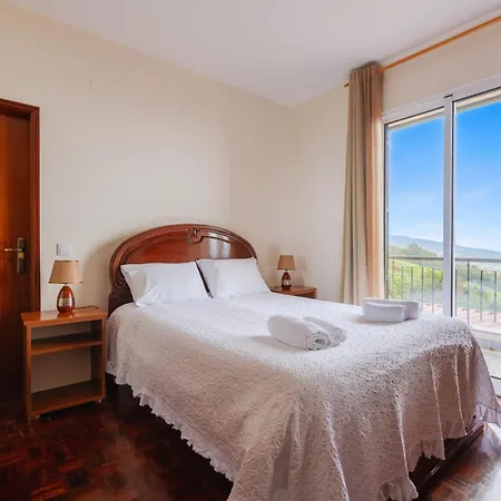 Miradouro House Apartment *