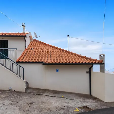 Miradouro House By Sam شقة بونتا دو سول