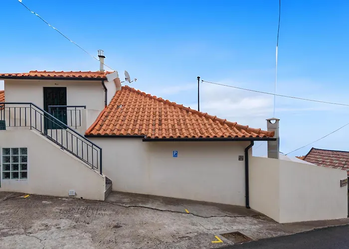 Miradouro House By Sam شقة بونتا دو سول
